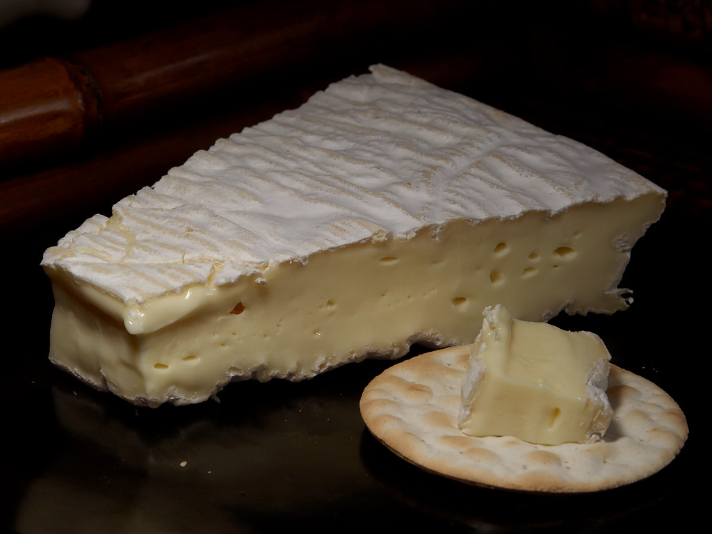 Brie_de_Meaux.jpg