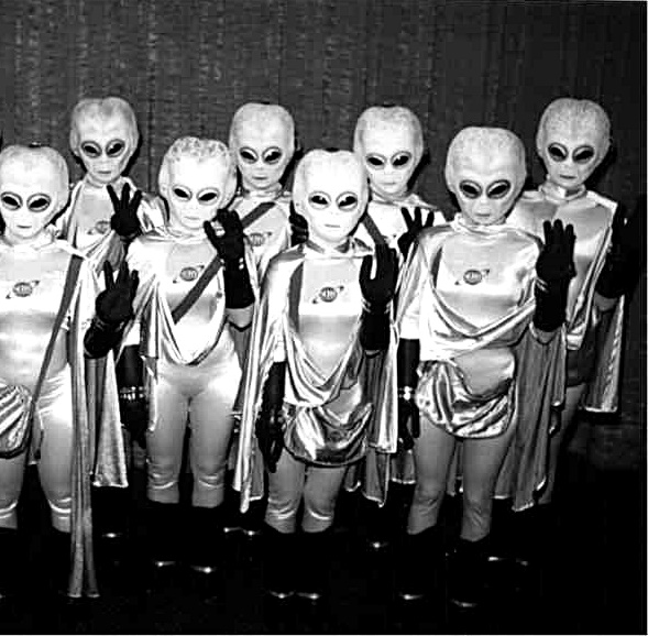 fomc_alien_group.jpg