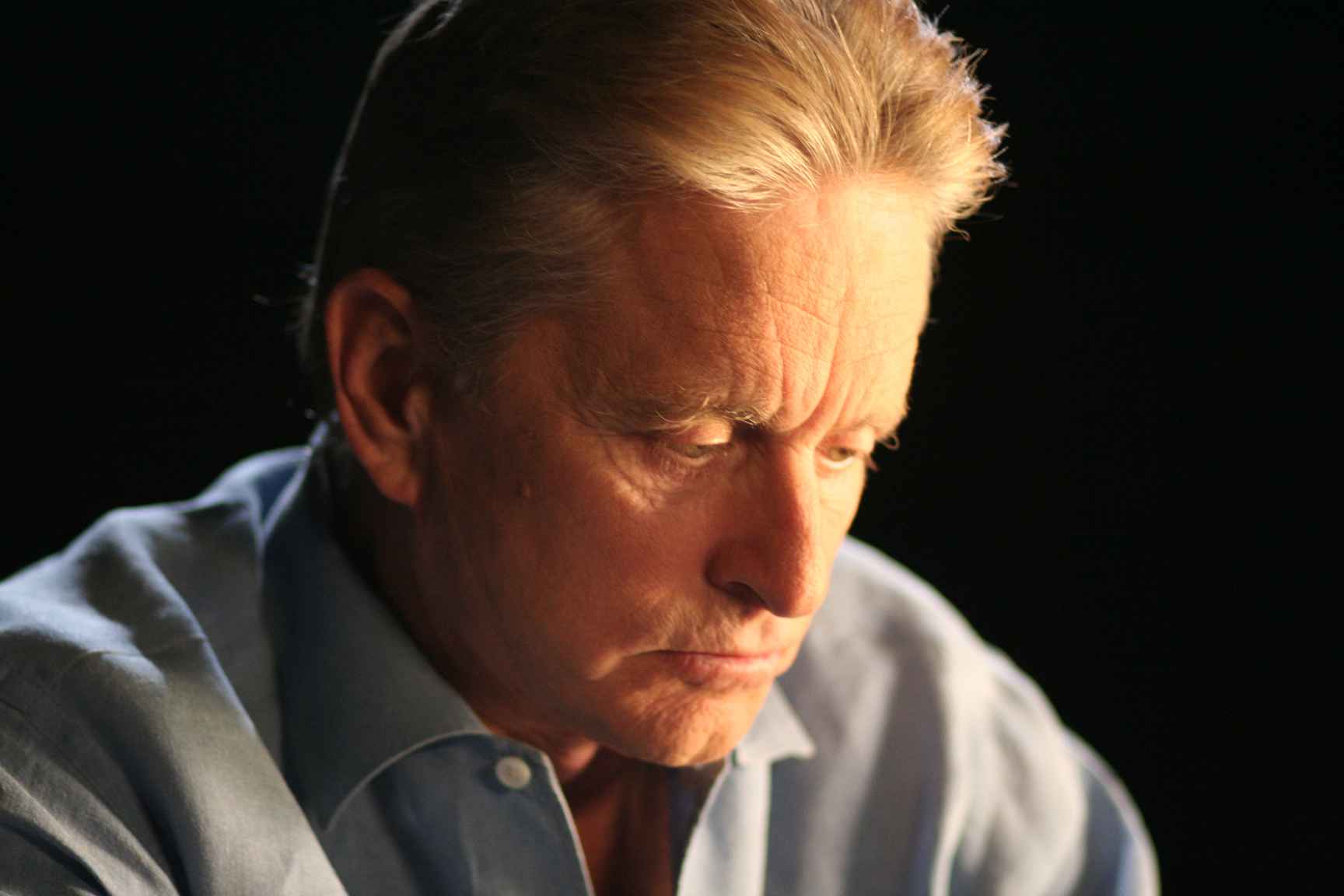 michael-douglas-wallpaper-6.jpg