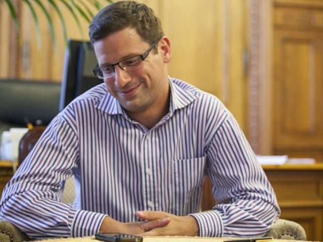 Gulyas Gergely Veletlenul Beismerte Hogy A Fidesz Levalthatatlan Allampart B1 Blogcsalad