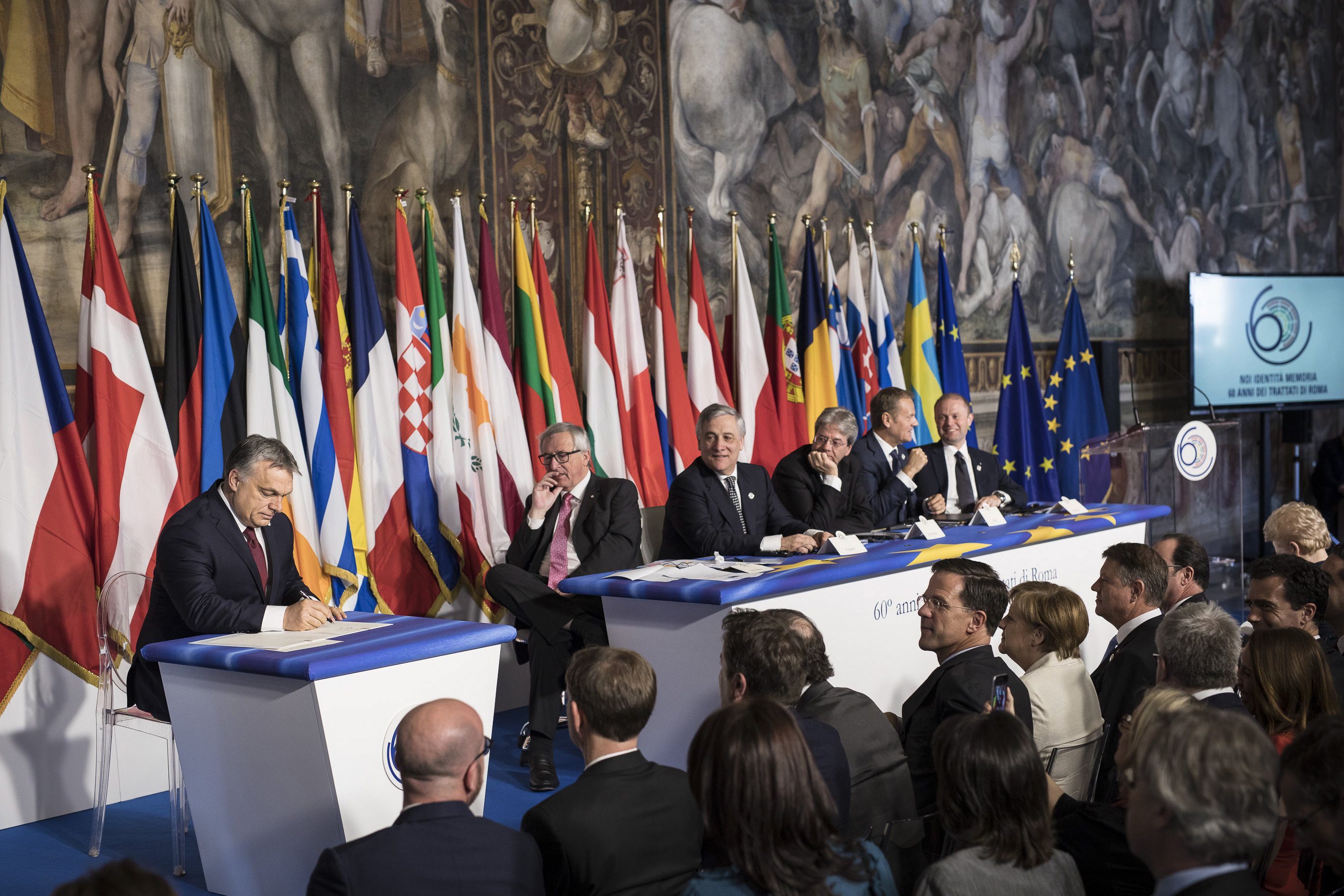 20170325orban-viktor-juncker-jeanclaude.jpg