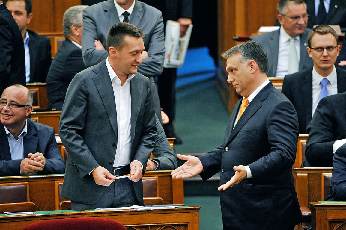 orban-rogan.jpg