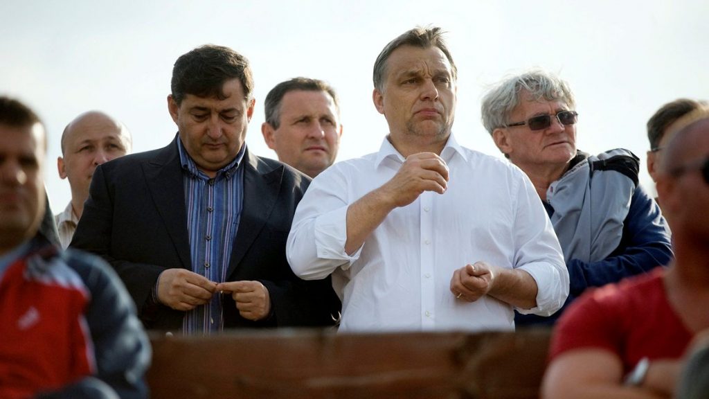 orban-viktor-es-meszaros-lorinc-_zotyiznak.jpg