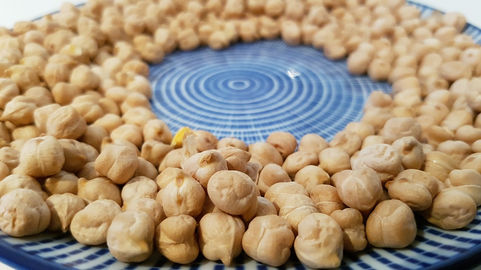 chickpeas-2081395_960_720.jpg