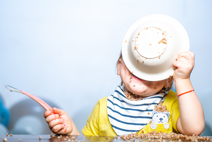 funny-baby-eating-little-baby-eating-dinner-making-mess.jpg