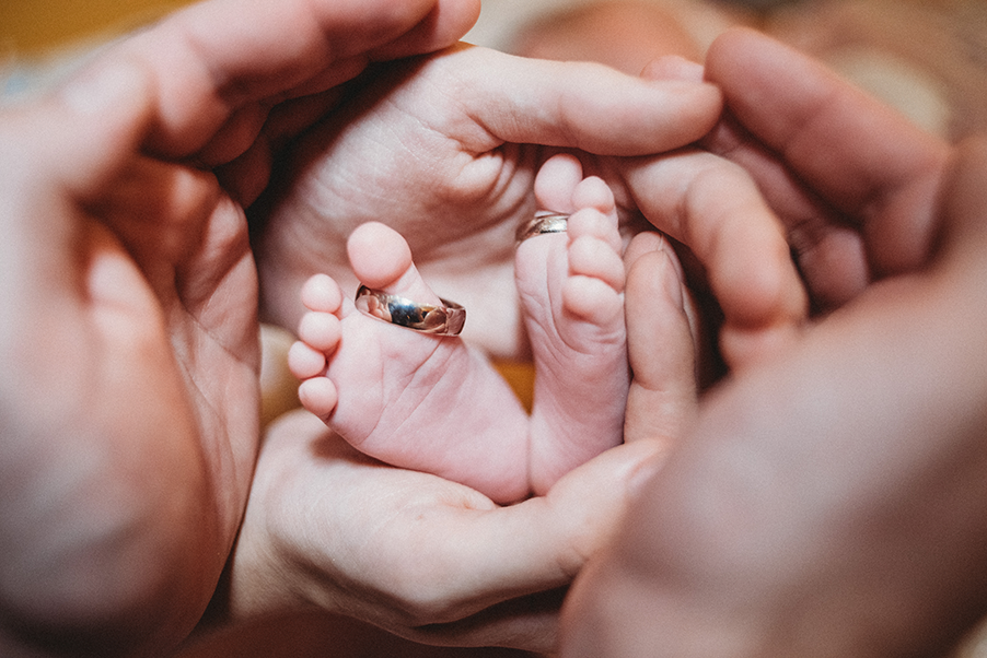 baby_chameleon_wedding_rings_kisebb.png