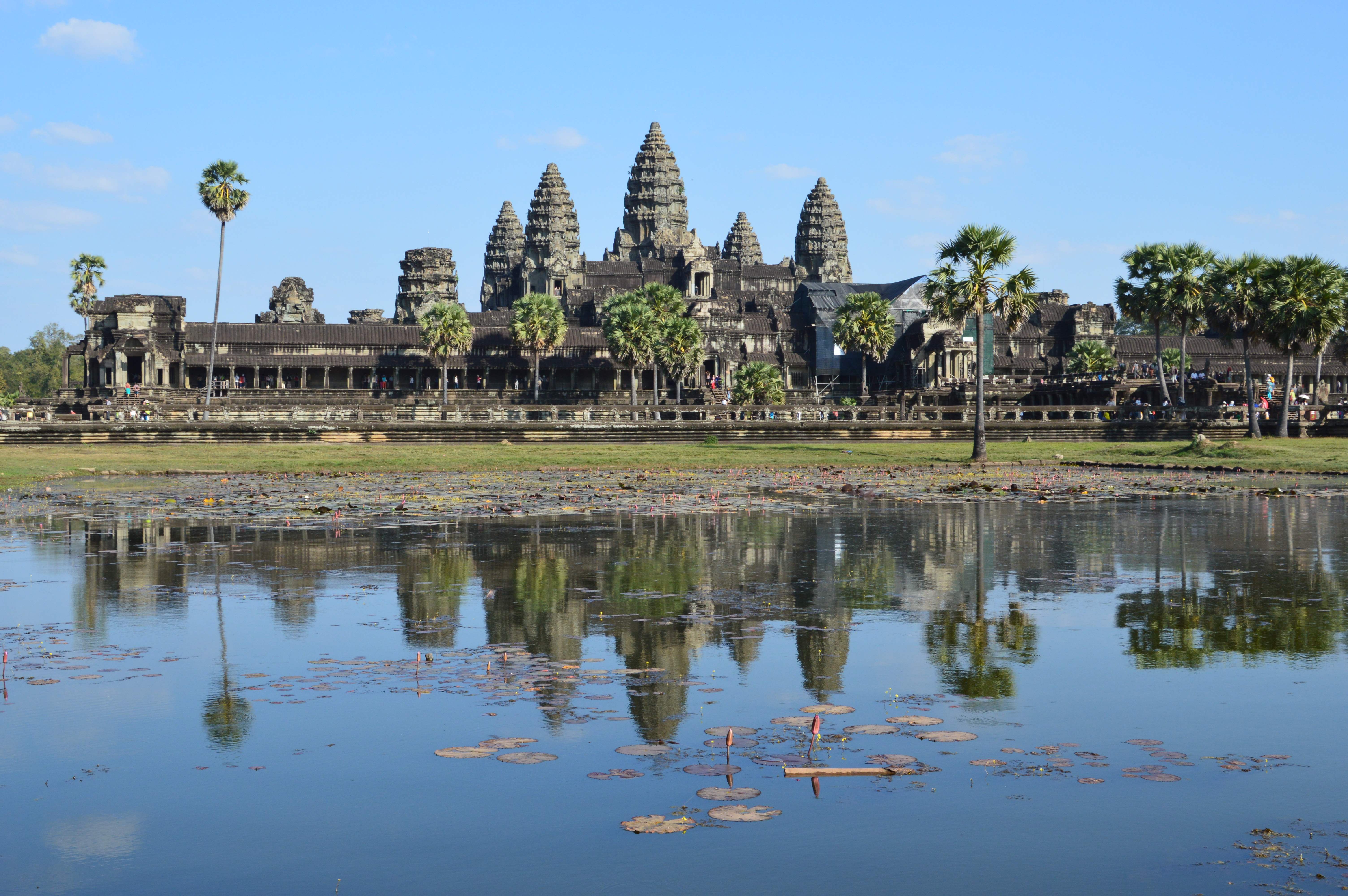 01 - Angkor Wat.jpg