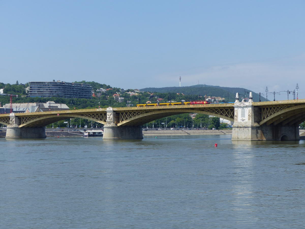 Visszatekintés a Margit hídra