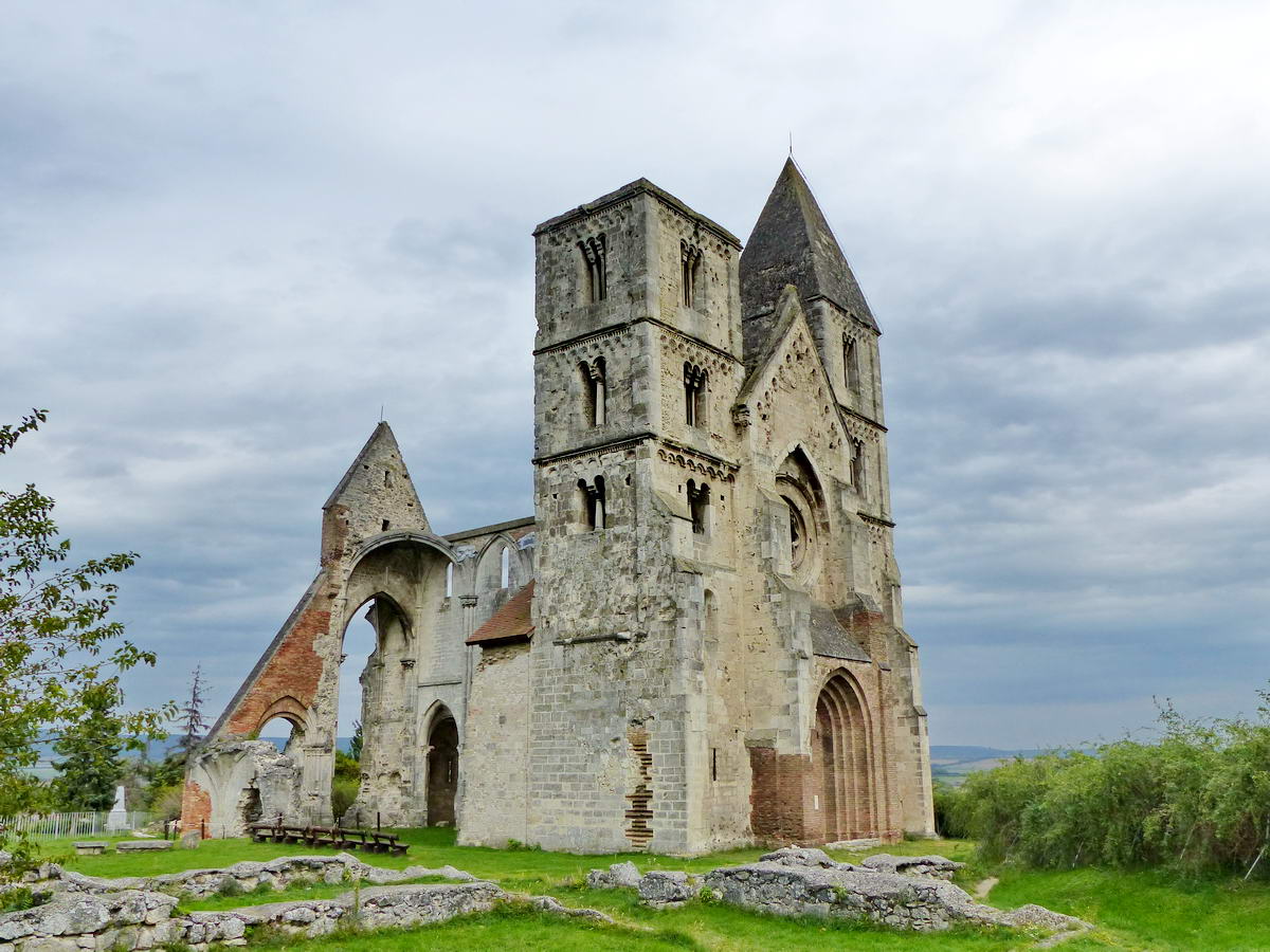 A templomrom közelről