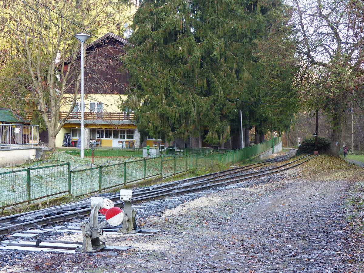 Megérkeztem a kisvasút felső végállomására, a Feketevölgy panzióhoz