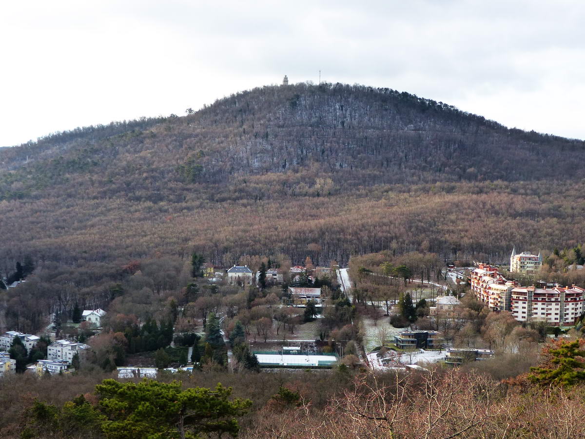 Kilátás a János-hegy felé. 