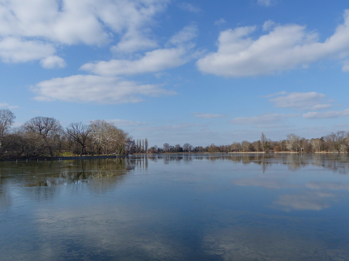 A Cseke-tó panorámája