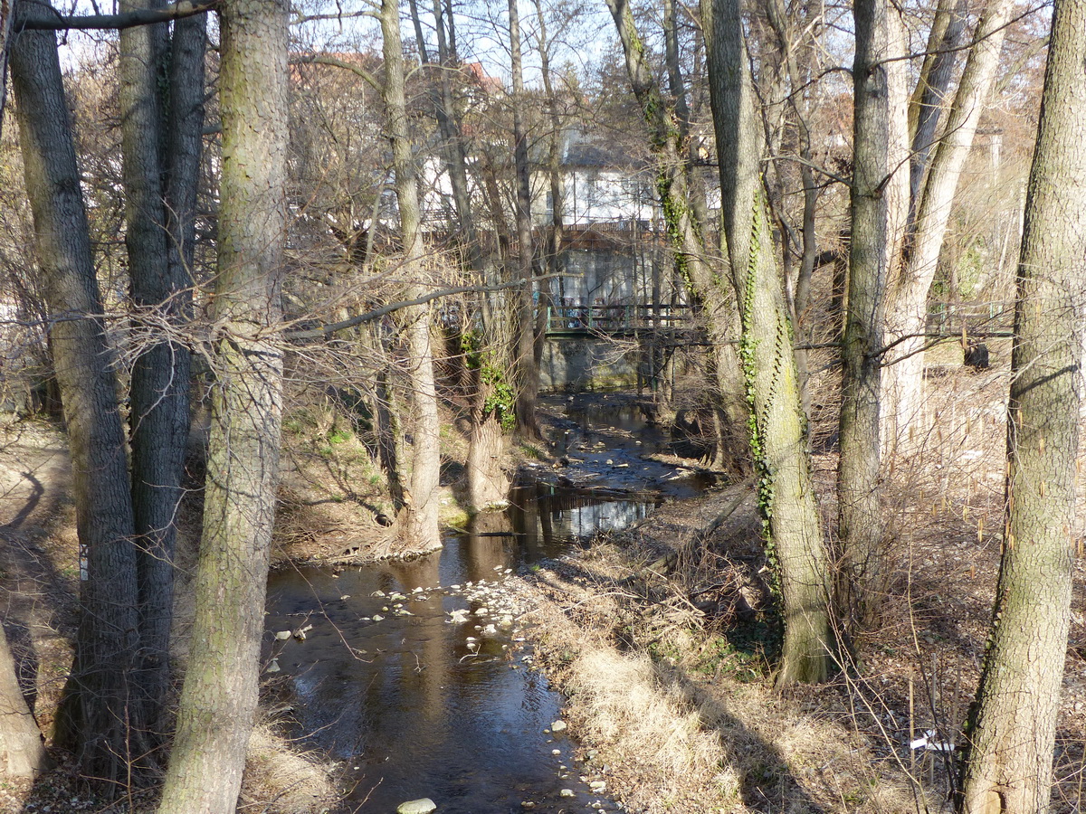 Lassan elértem Szentendre házait, utcáit