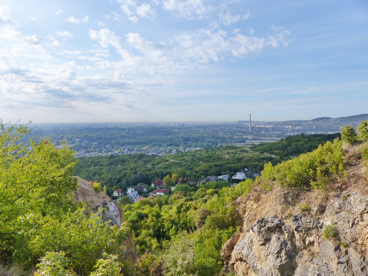 ...és Budapestre
