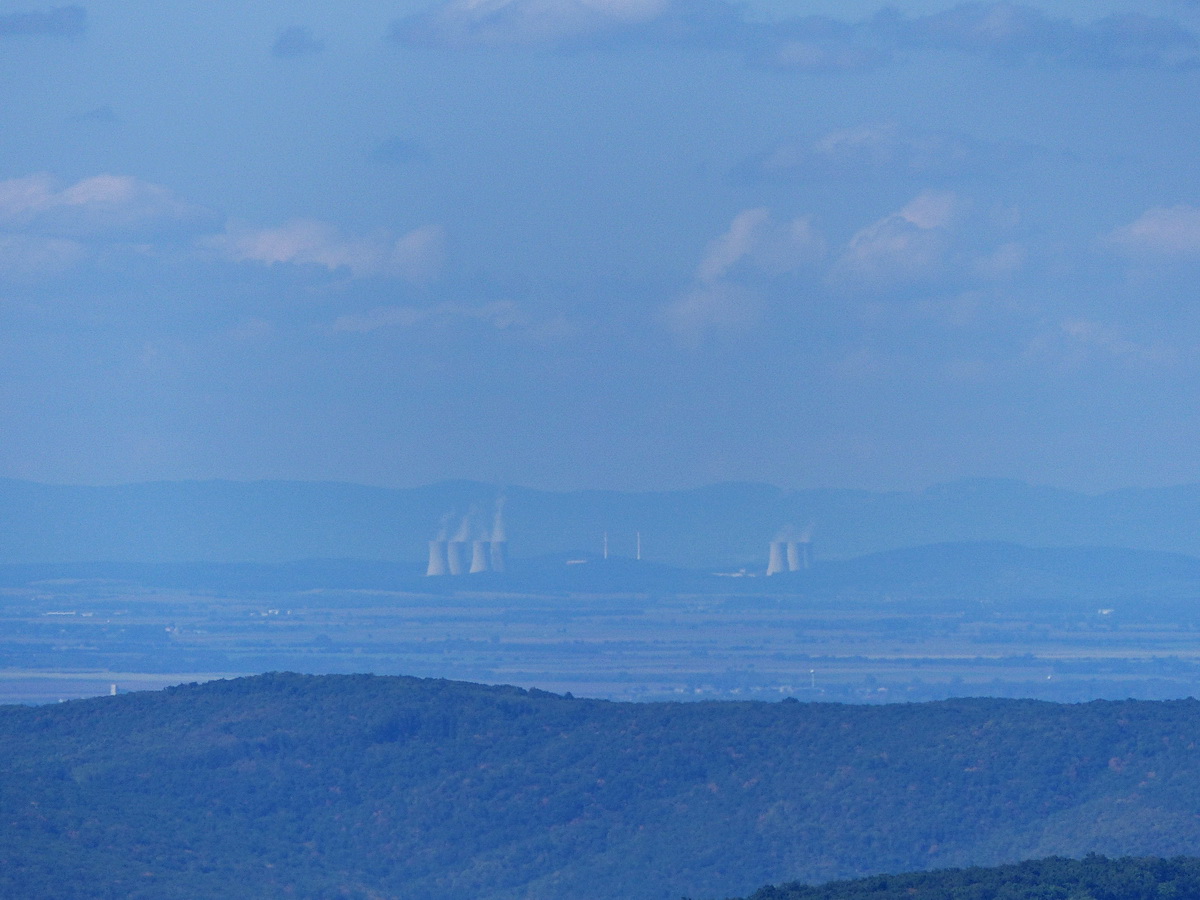 A Mohi erőműben most is hasítják az atomokat