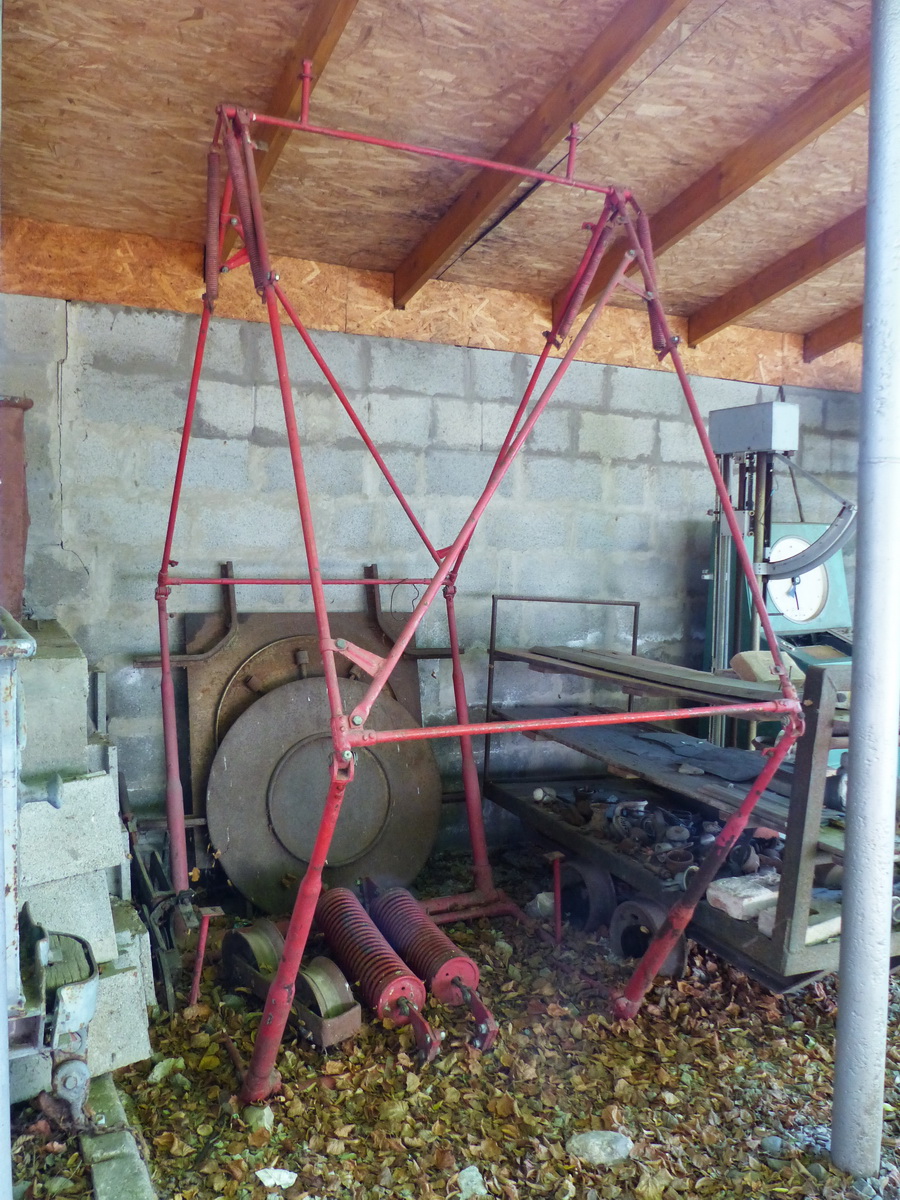 A Homokvasút egyik mozdonyának áramszedője