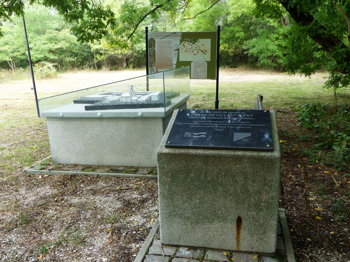 Most már csak egy emlékhely van a bánya helyén