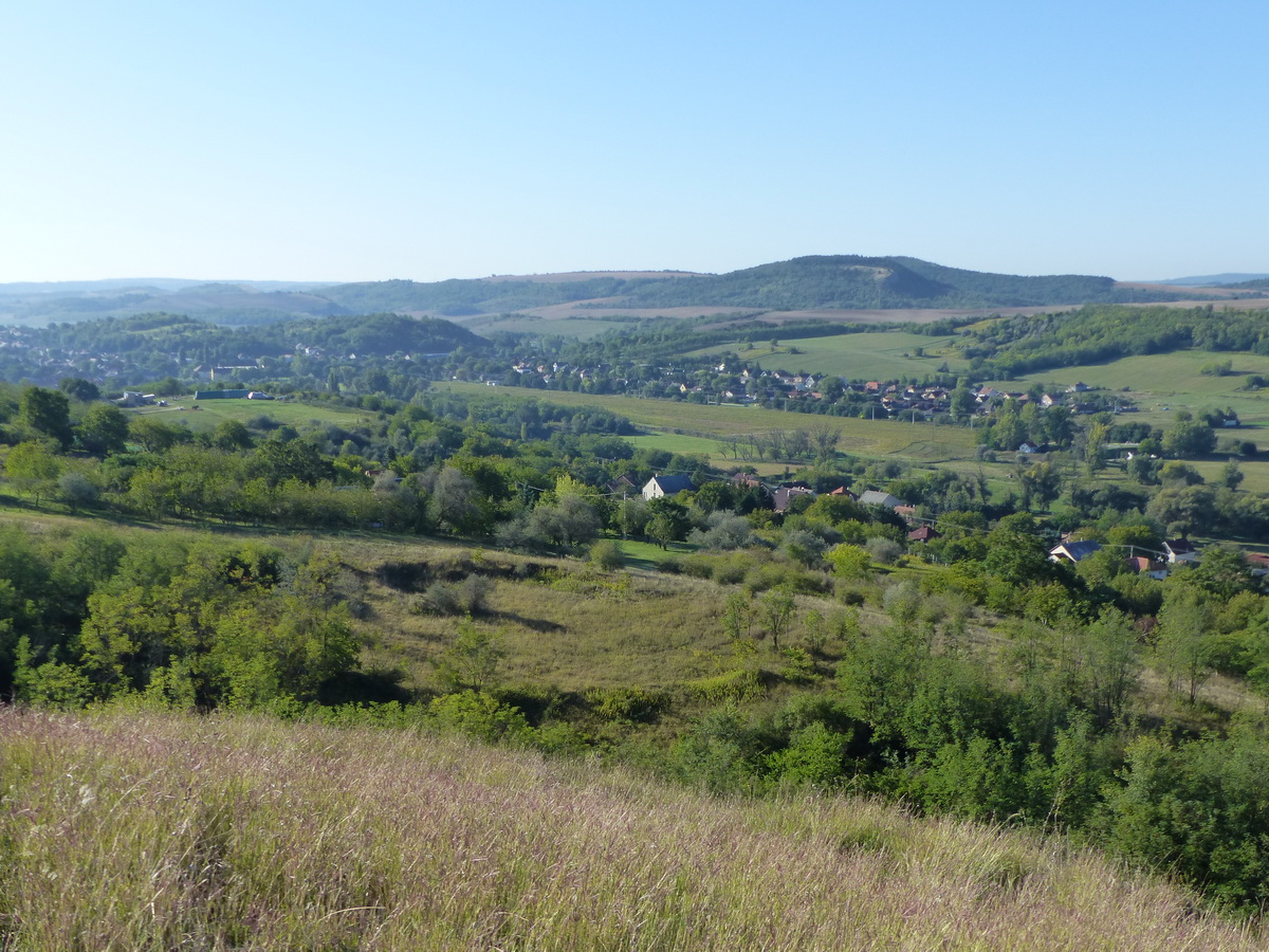 Letekintés Sárisápra