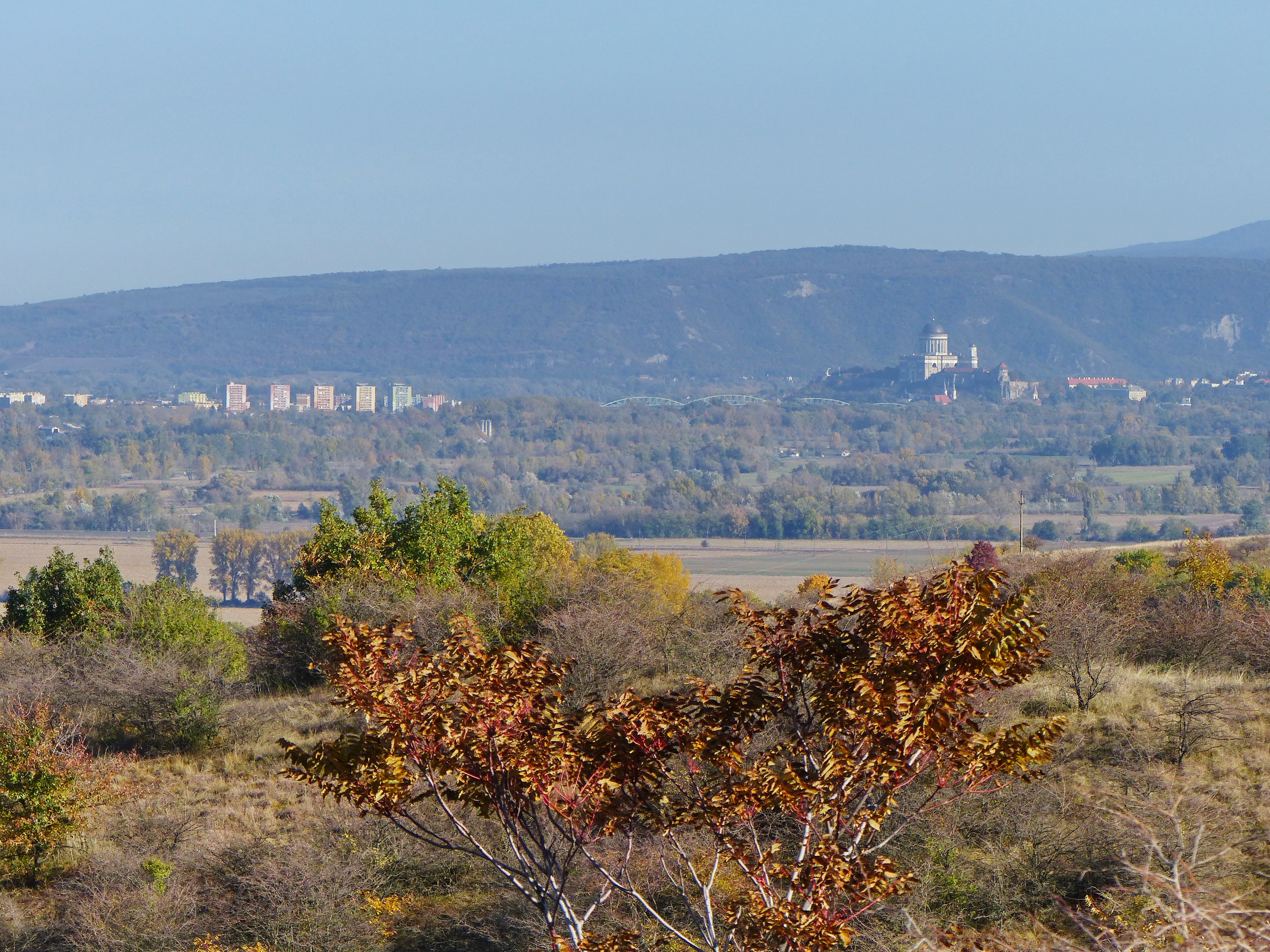 Még Esztergom is látszott a távolban