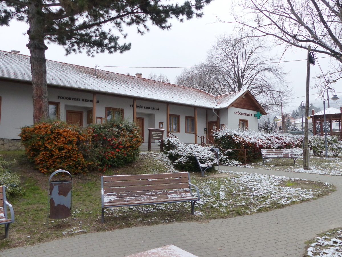 Pilisszentkereszten csak foltokban maradt meg a hó