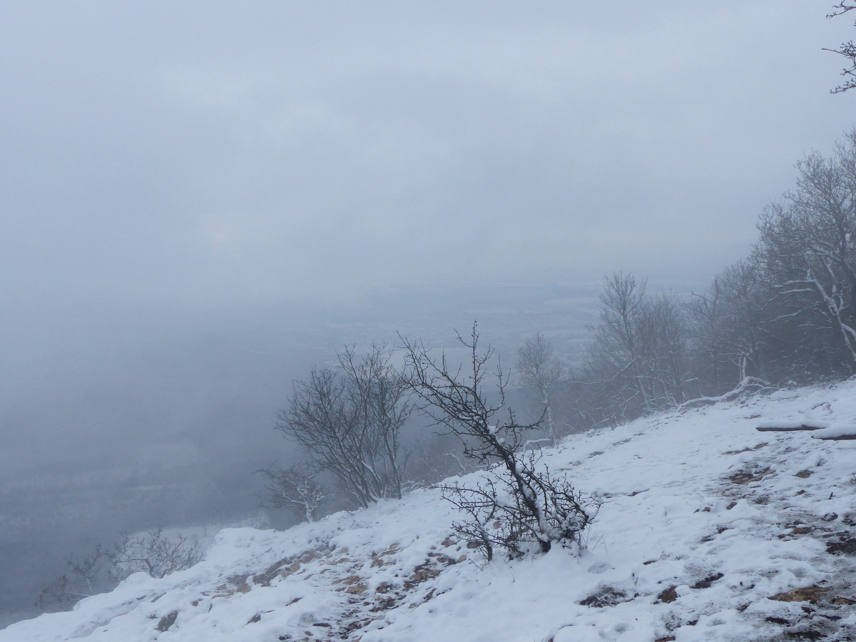 ...amelyet aztán pár pillanat múlva már eltakartak a felhők.
