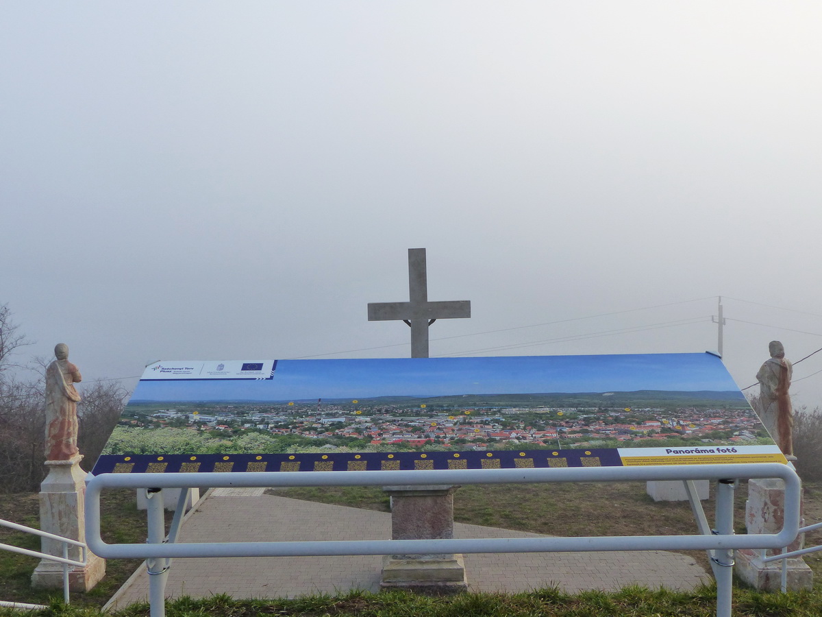 Ezt a panorámát látnám, ha nem lenne köd