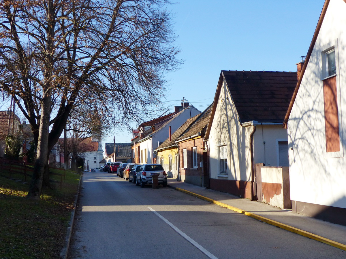 Már alkonyodott, mire visszaértem Dorogra