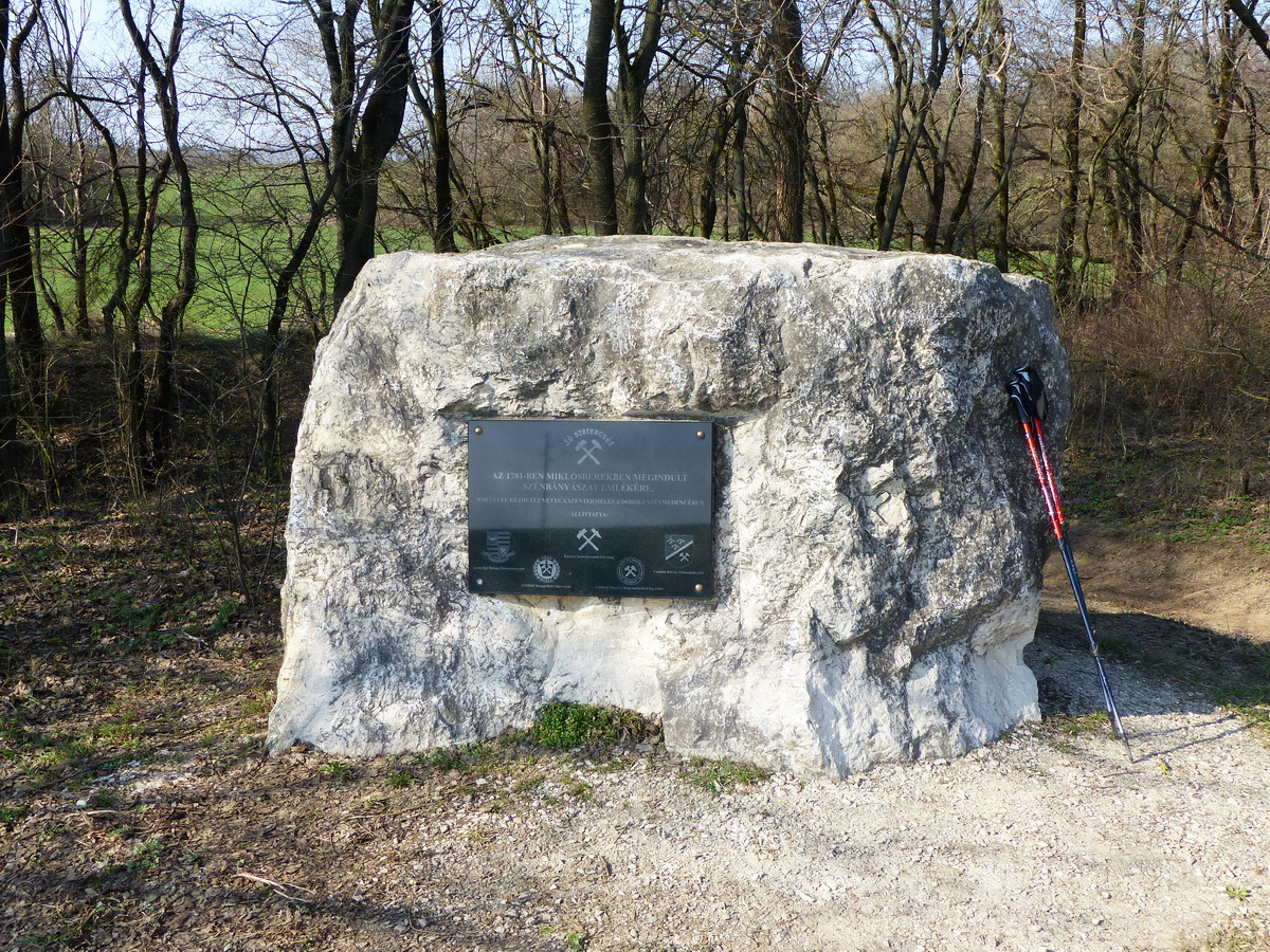 A Szénbányászati emlékkő