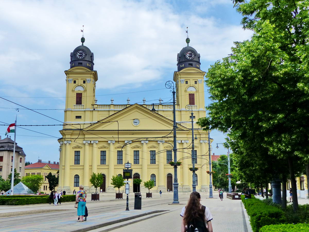 Szemtől szemben a Nagytemplommal