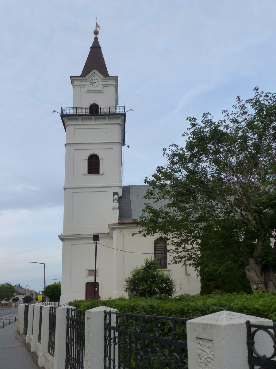 A református templom a tornyán körbefutó kilátóval