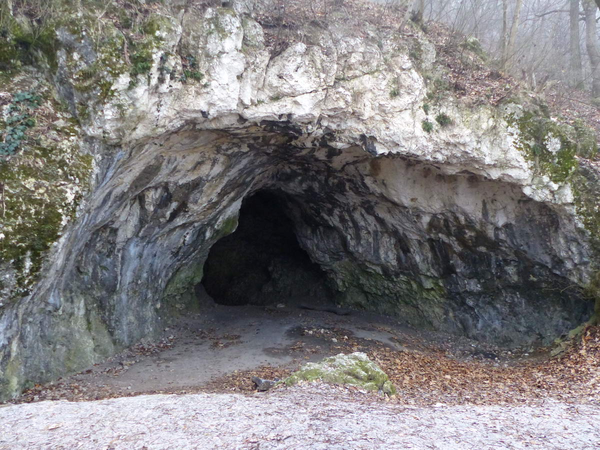 A Mackó-barlang bejárata