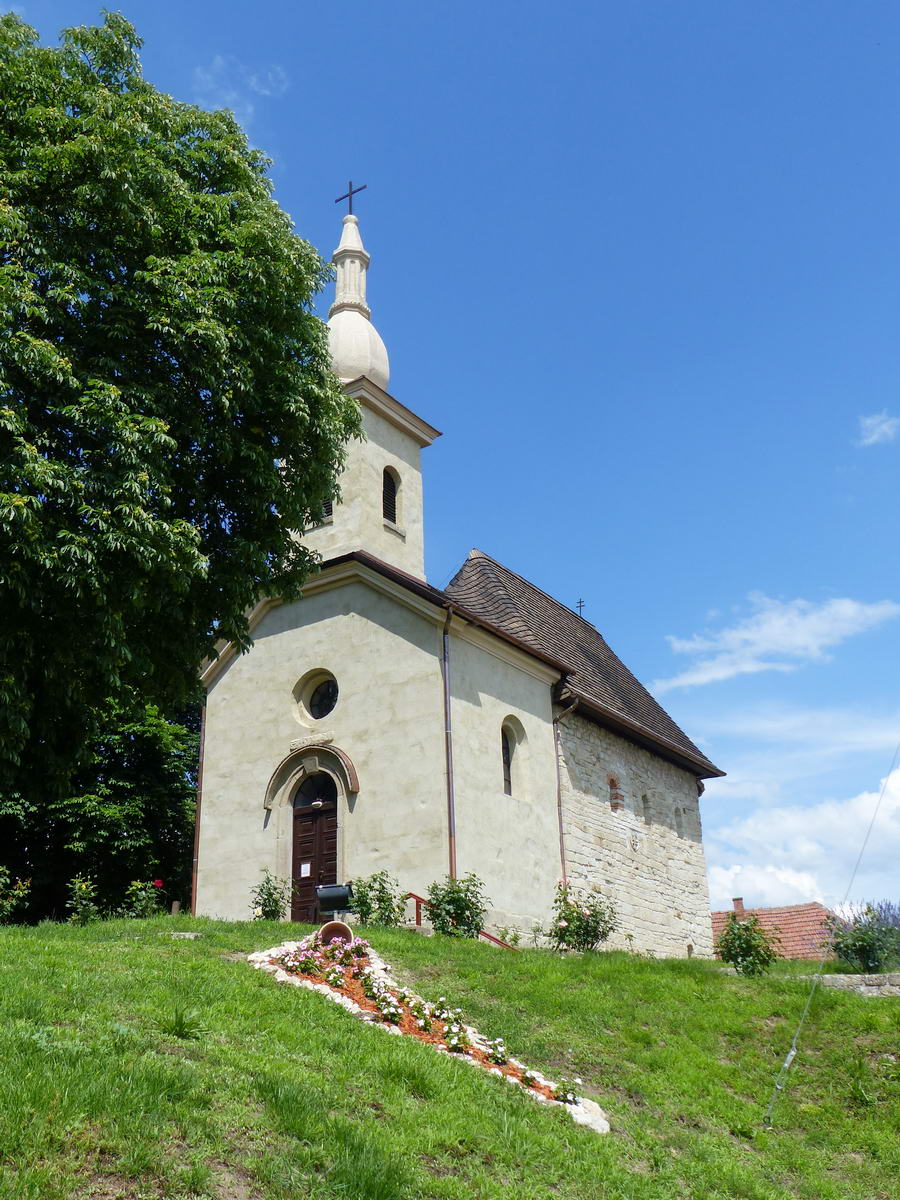 Tarnaszentmária Árpád-kori temploma