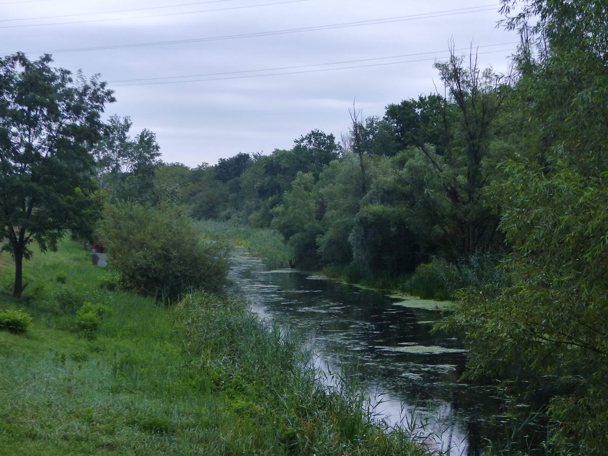 A Duna-völgyi-főcsatorna vége Baján, a zsilipek előtt