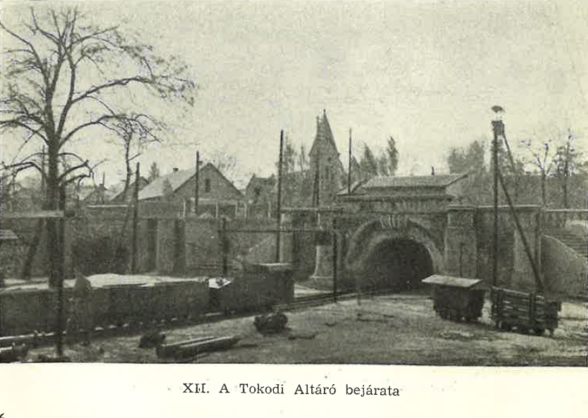 ...de aztán kicsit visszabontották.