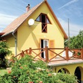 ÚJ - TELJES HÁZ Holiday cottage with 2 bedrooms on 55 m² in Balatongyörök Balatongyörök