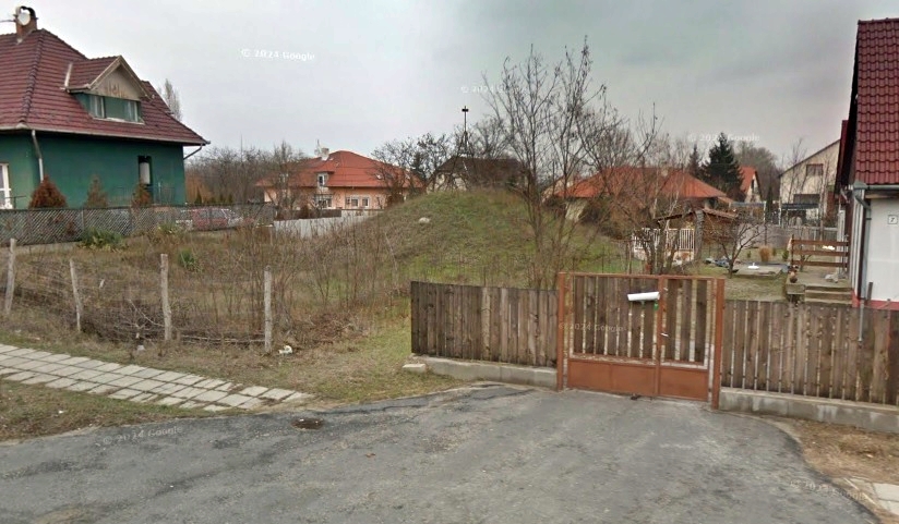 2011_2.jpg
