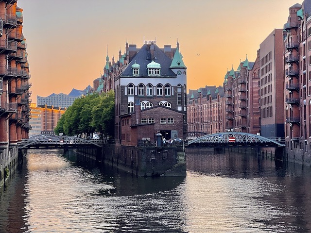 Raktárnegyed kultúrára hangolva - Hamburg