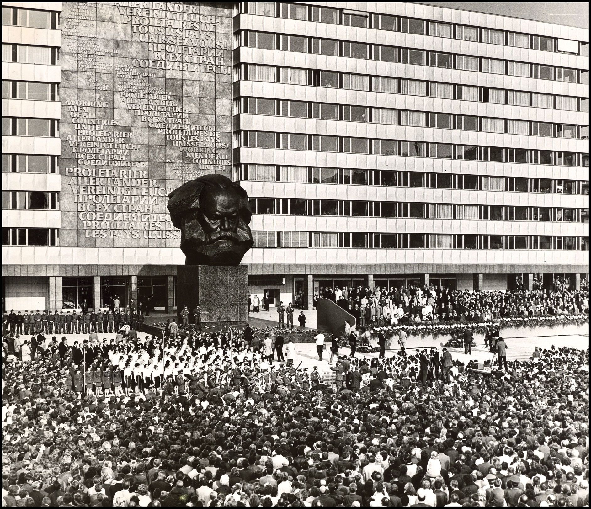 Karl Marx Tér 1971 - fotó: Stadtarchiv Chemnitz
