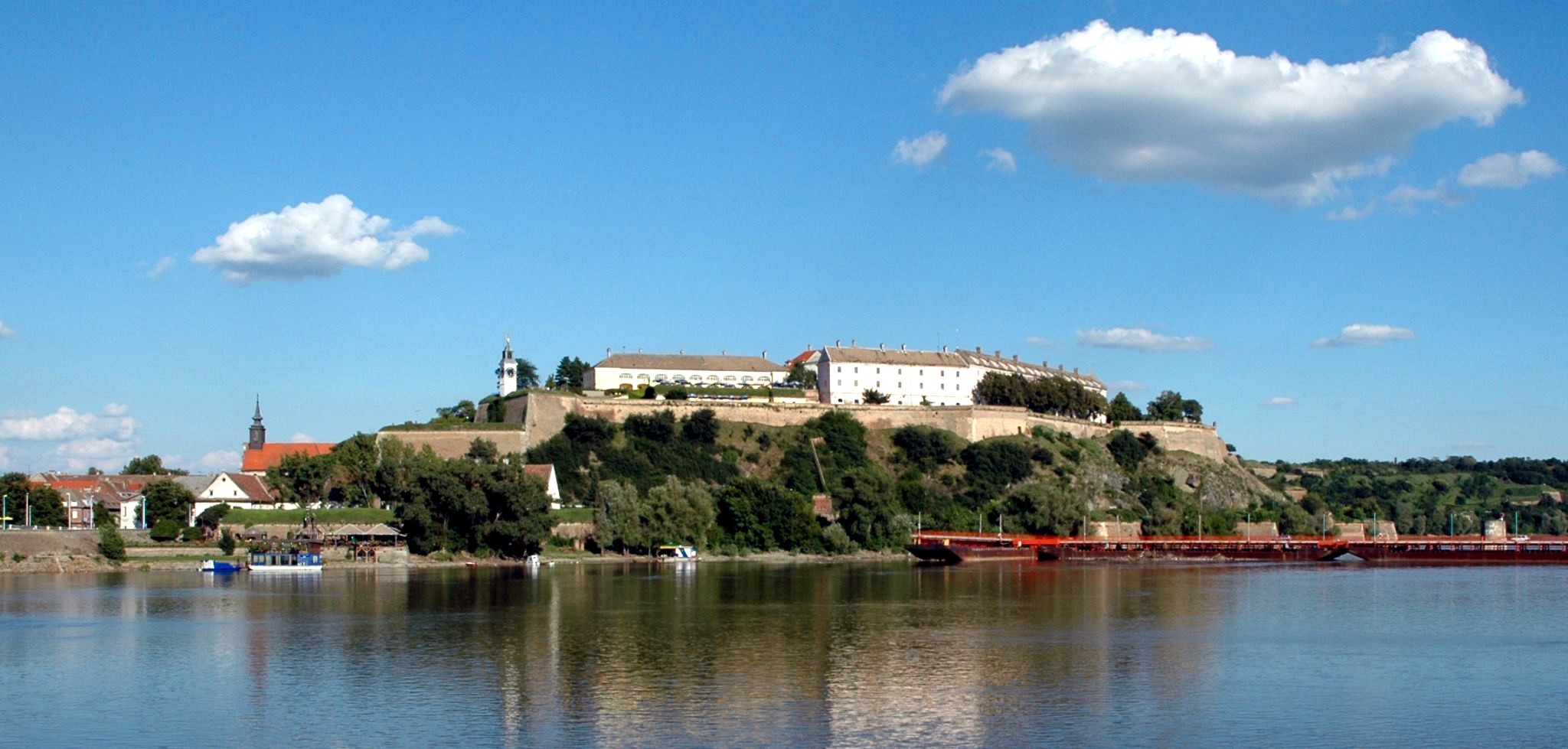 Citadel_Petrovaradin.jpg