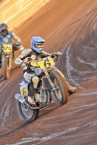 flattrackmiskolc2012094