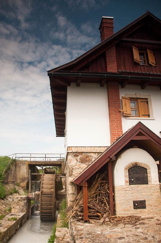 baowah: 4231618 ae5acb542a90bfebef65d80b98dbb2d6 o