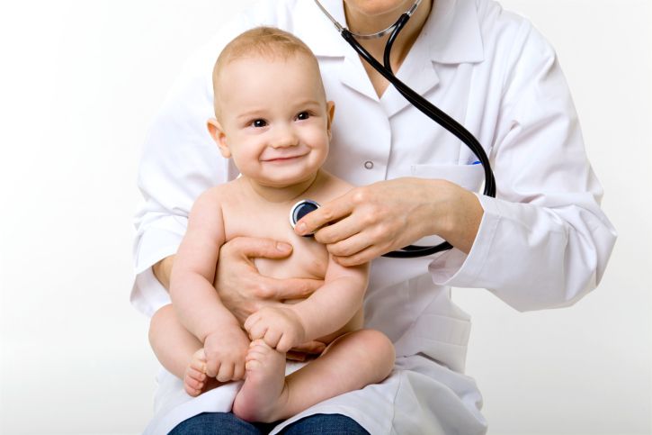 147057752-doctor-with-baby.jpg