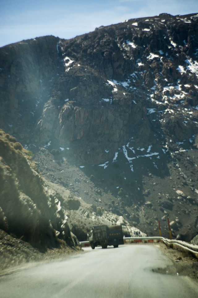 Az Atlasz-hegység a hóhatár fölött