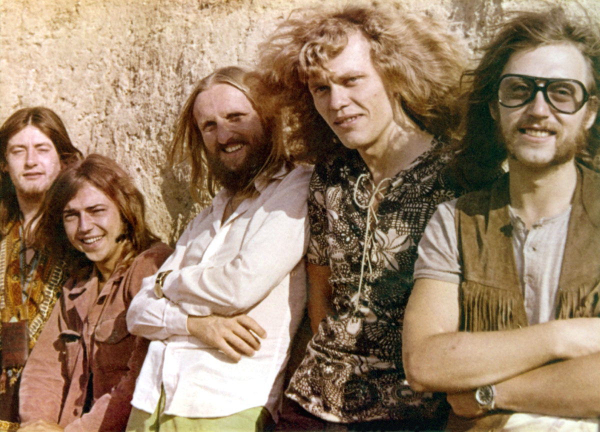 7_omega_1971_promo_sziklafal04_debreczeniciki_molnargyorgy_benkolaszlo_koborjanos_mihalytamas.jpg
