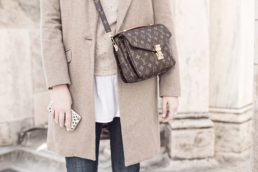 mfw_beautyjunkie_outfit_milano_louisvuitton_duomo_9_2.jpg