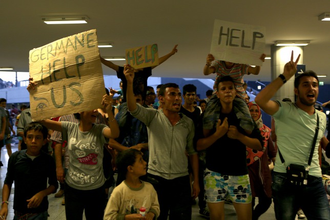 2015-08-30migrans-tuntetes-a-keletibenfotoszabogabor-.jpg