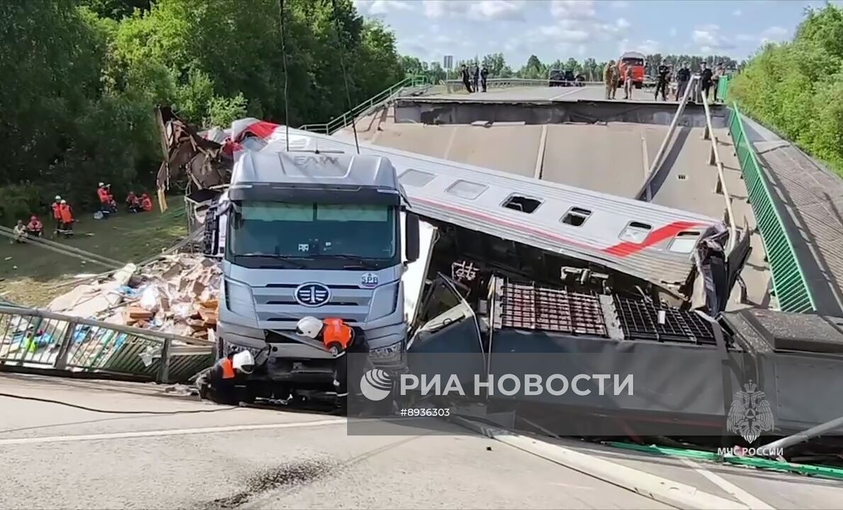 2025-05-31kozutihidvonatbrjanszk-ria_novosztyi.jpg