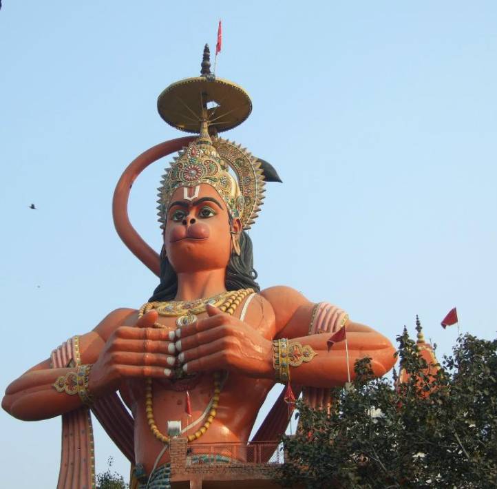 1564837422_jhandewalan-hanuman-temple_-statue-delhi1.jpg