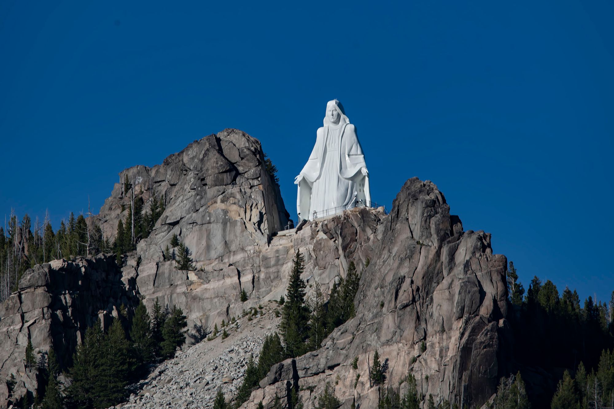 A világ 10 legmagasabb Szűz Mária szobra