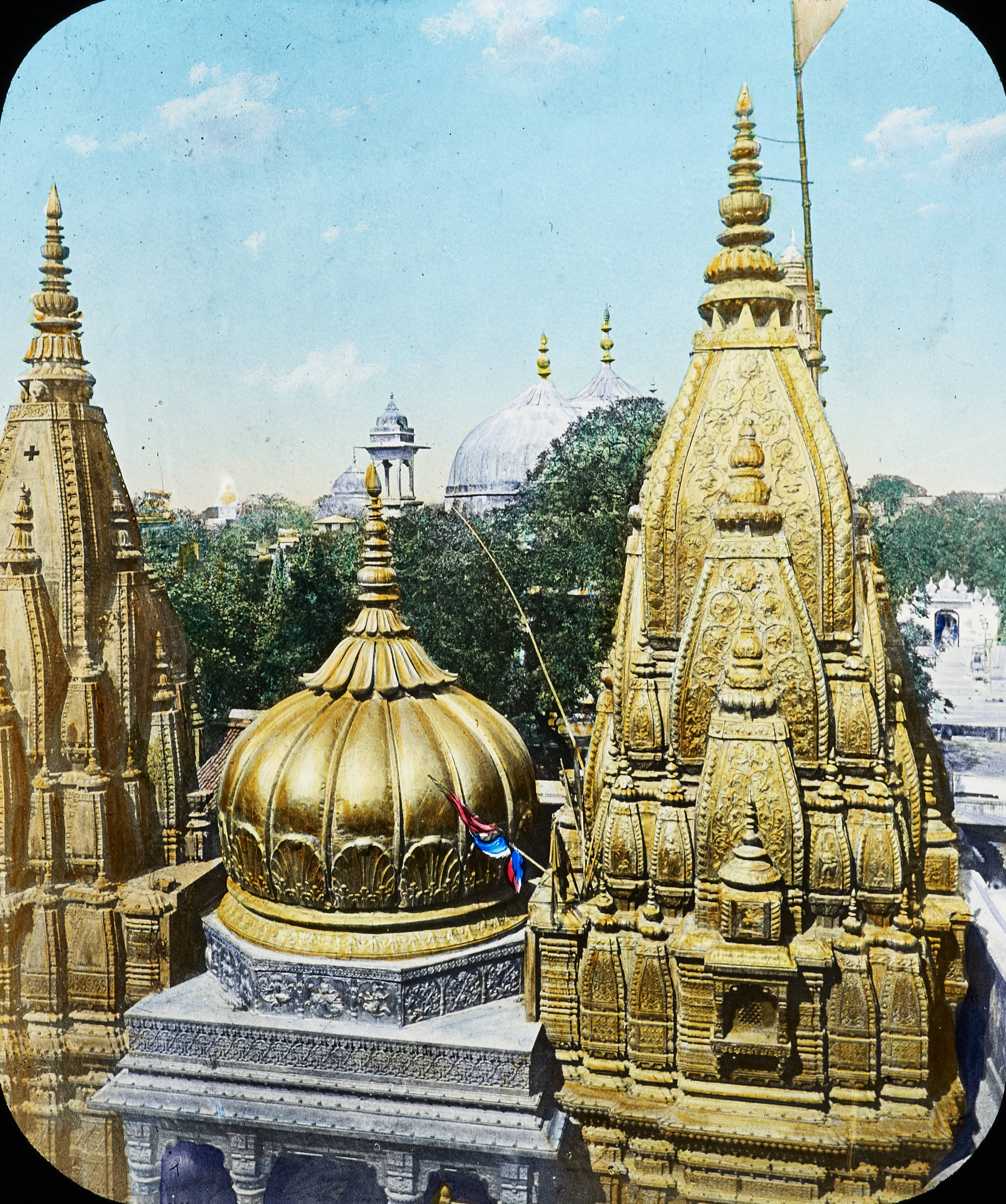 benares-_the_golden_temple_india_ca_1915_imp-cscnww33-os14-66.jpg